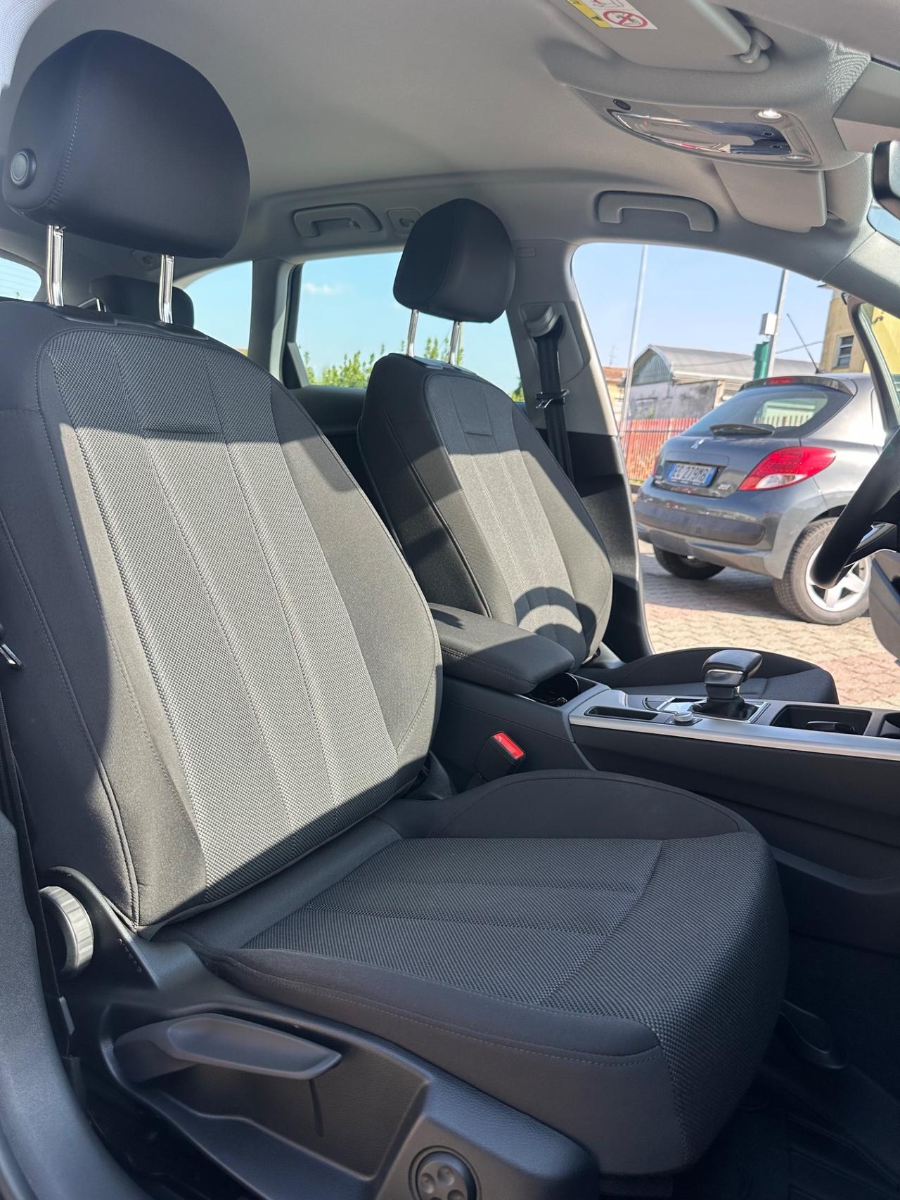 Audi A4 Avant 35 TDI/163 CV S tronic Business Advanced