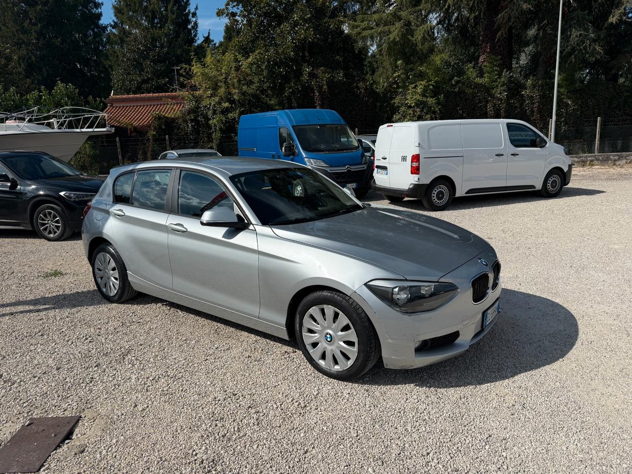 Bmw 116i 5p. Unique UNIPRO'