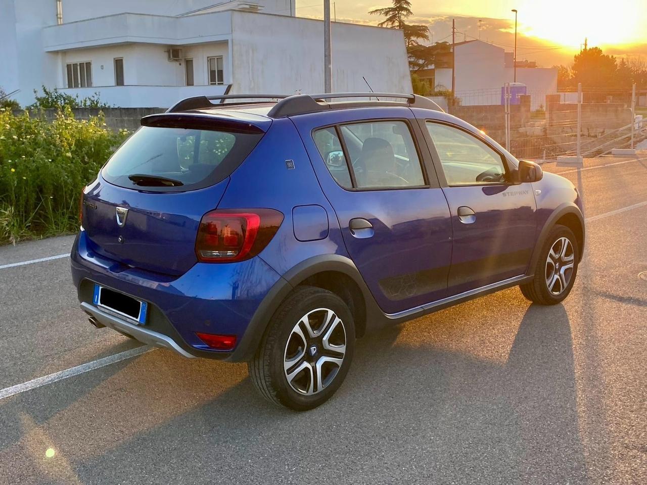 Dacia Sandero Stepway 1.0 TCe 100CV ECO-G 15th Anniversary