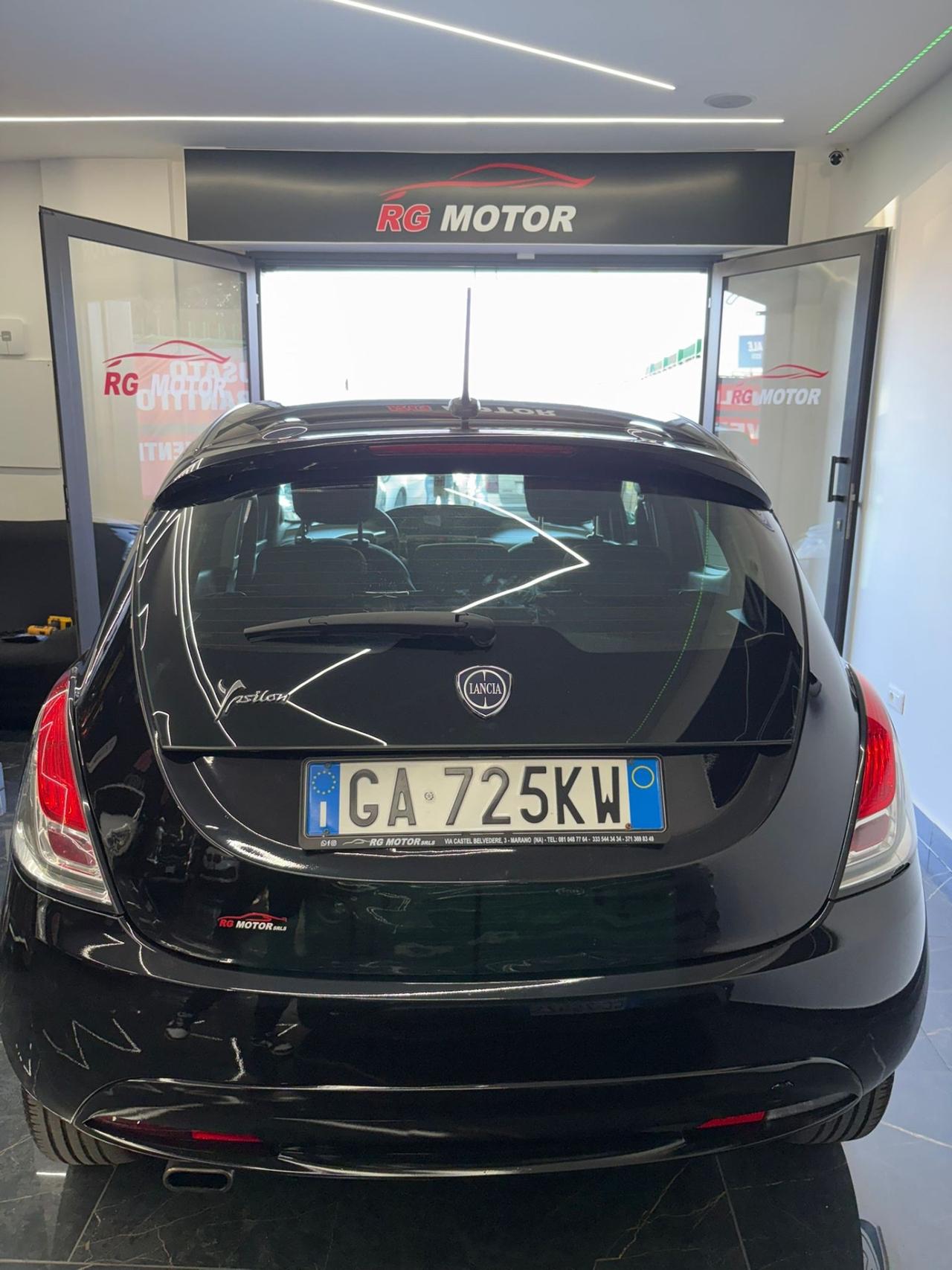 Lancia Ypsilon 1.2 69 CV 5 porte S&S Platinum