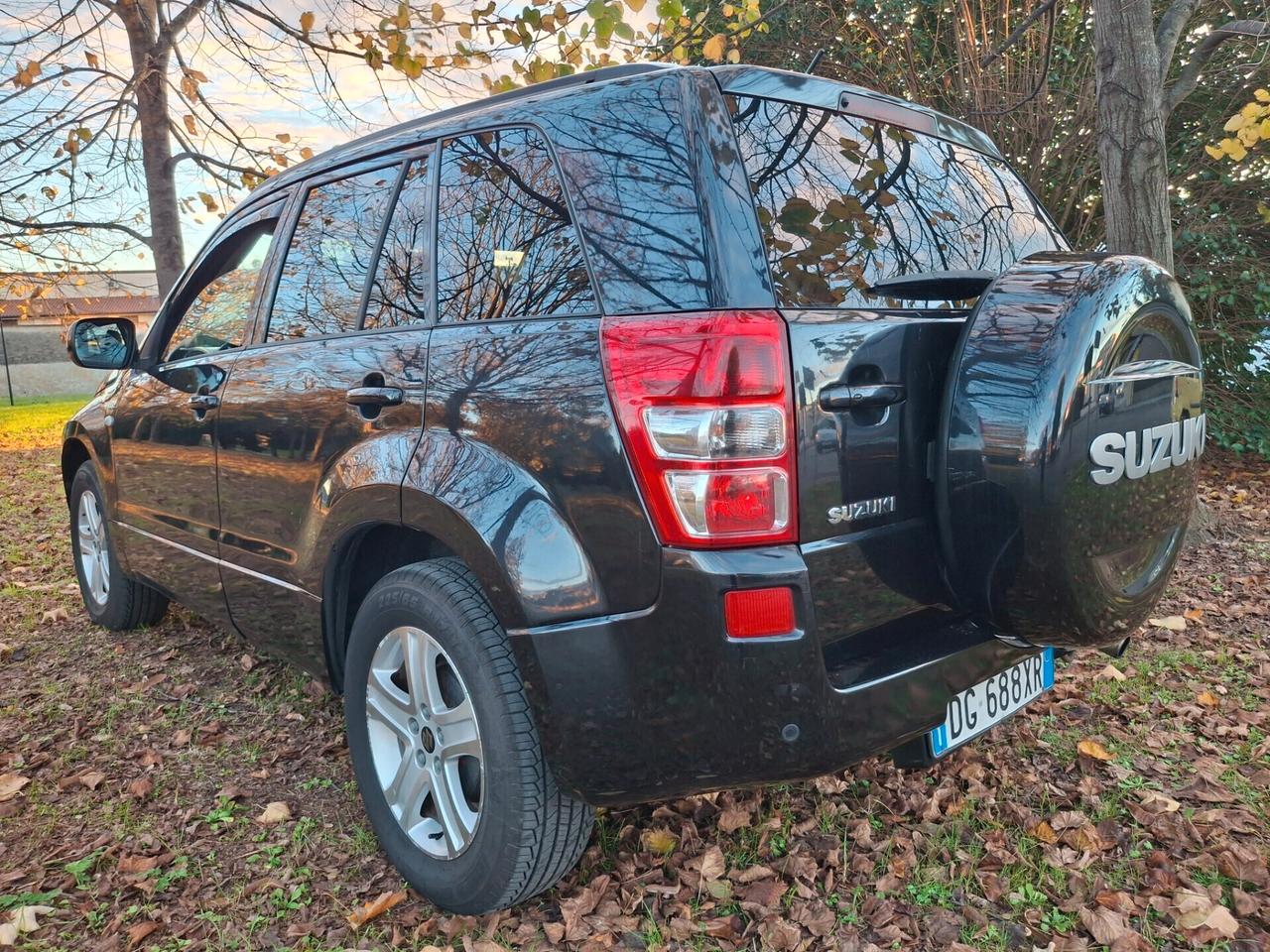 Suzuki Grand Vitara 1.9 DDiS-PELLE-TETTO-RADICA-