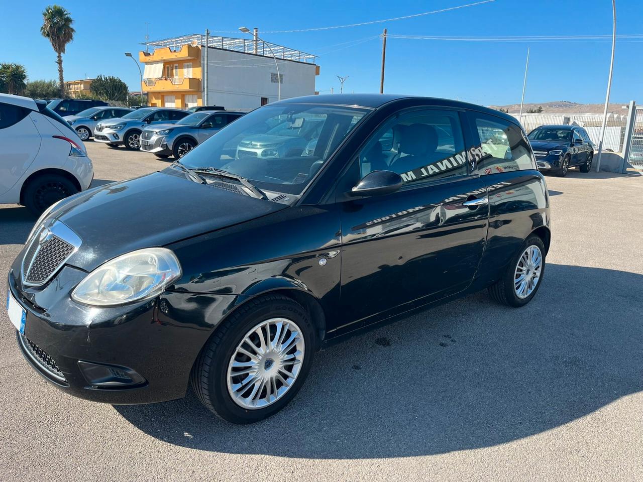 Lancia Ypsilon 1.2 Oro