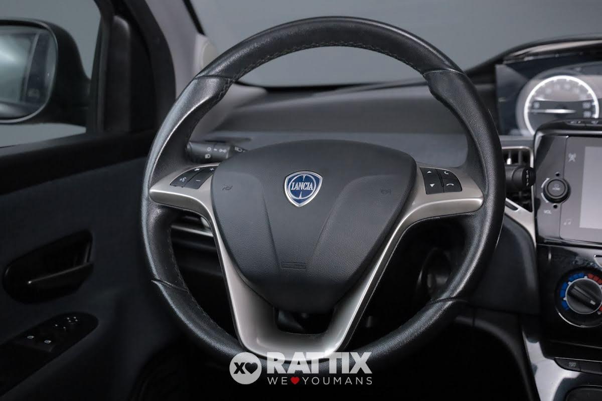 Lancia Ypsilon 1.0 Firefly Hybrid 70CV Gold