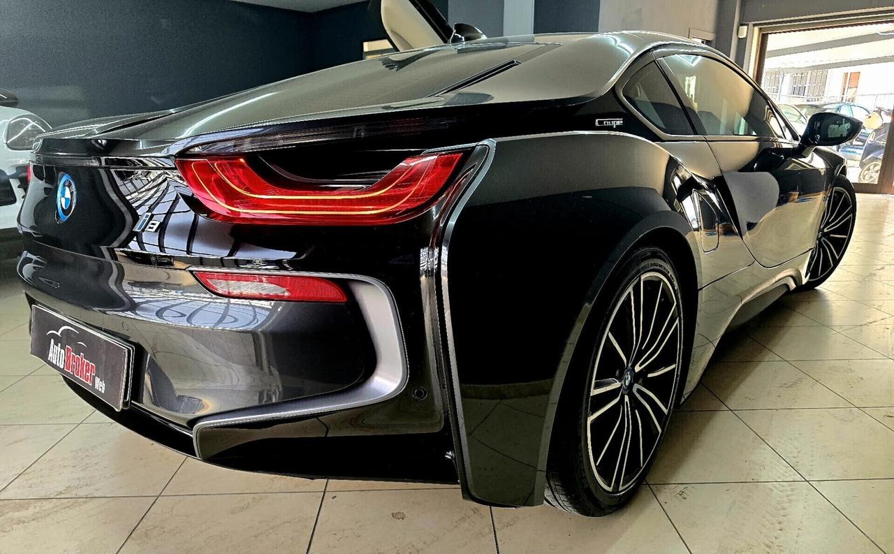 BMW i8 COUPE 374cv RESTYLING (i12) PLUG-IN