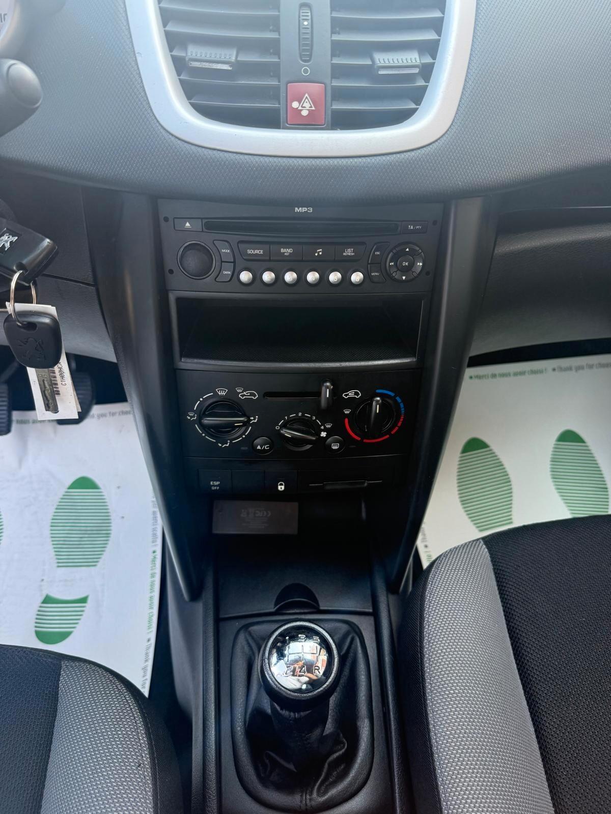 Peugeot 207 1.4 VTi 95CV 5p. X Line UNICO PROPRIETARIO