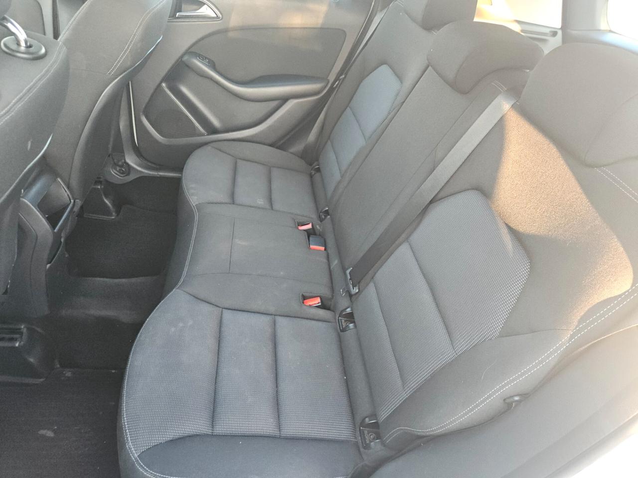 Mercedes-benz B 180 B 180 CDI Automatic Premium