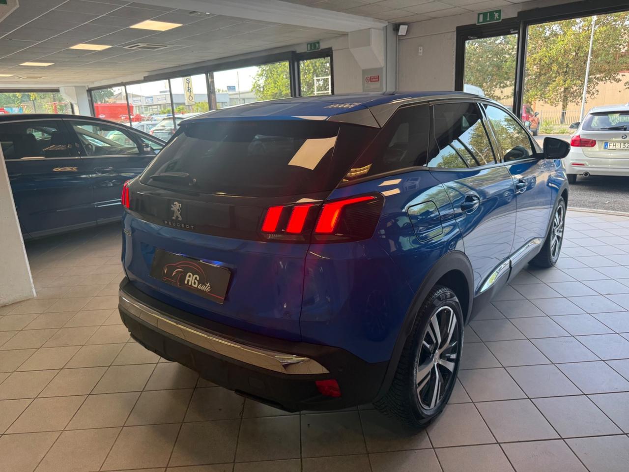 Peugeot 3008 BlueHDi 130 S&S EAT8 Allure