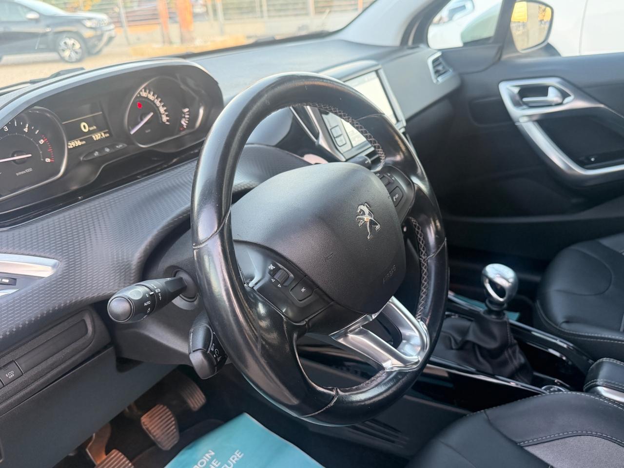 Peugeot 2008 BlueHDi 120 S&S Black Matt