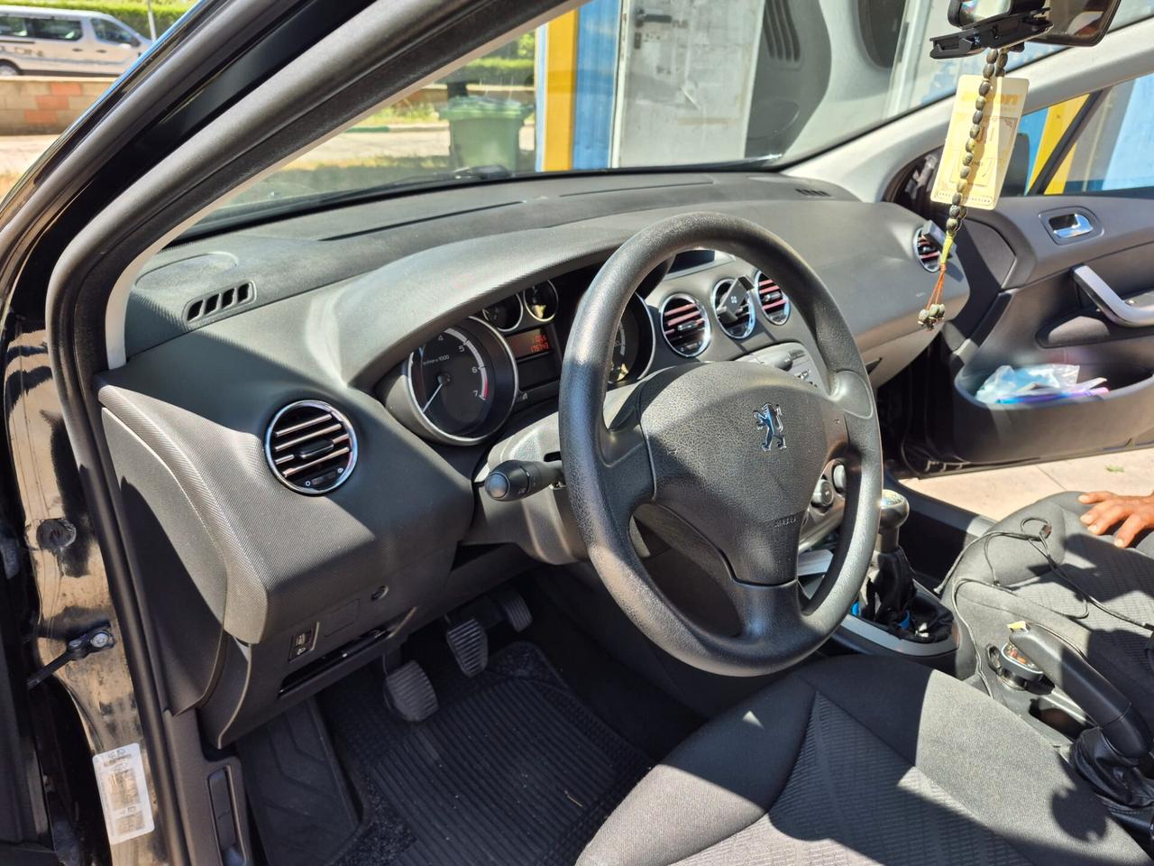 Peugeot 308 1.4 95CV 5p. NEOPATENTATI