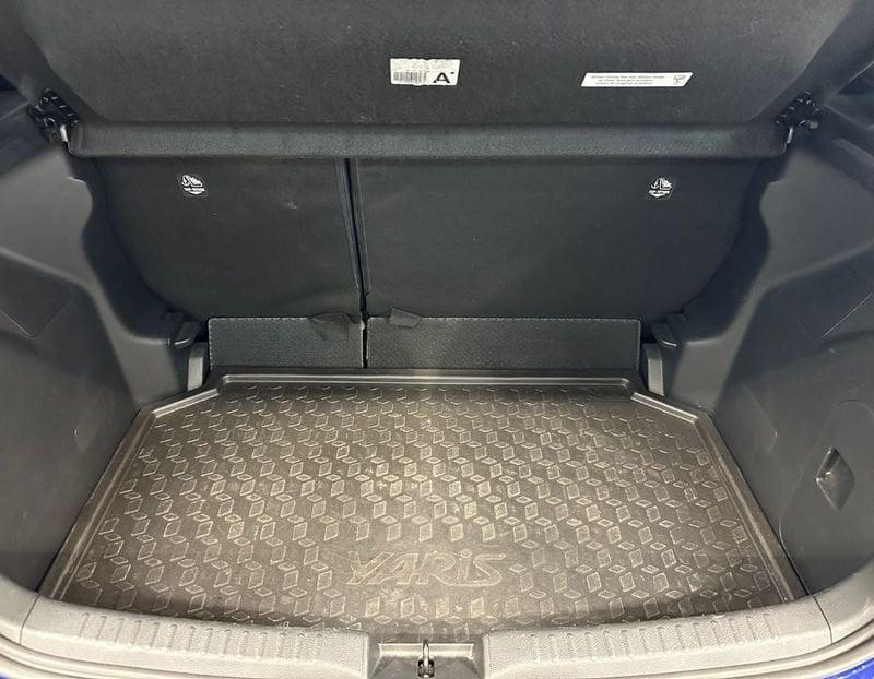 Toyota Yaris 1.5 Hybrid 5 porte Lounge
