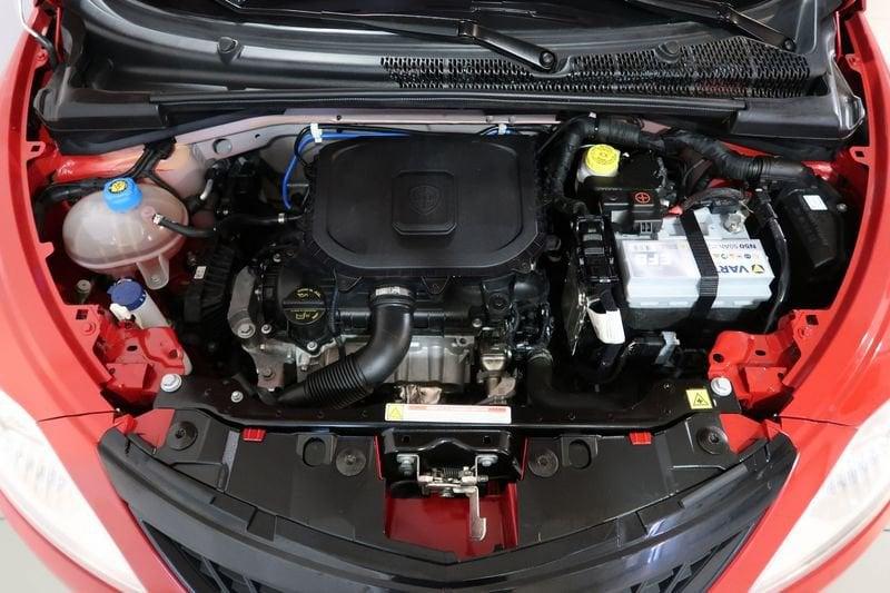 Lancia Ypsilon Ypsilon 1.0 firefly hybrid ORO s&s 70cv 5p.ti