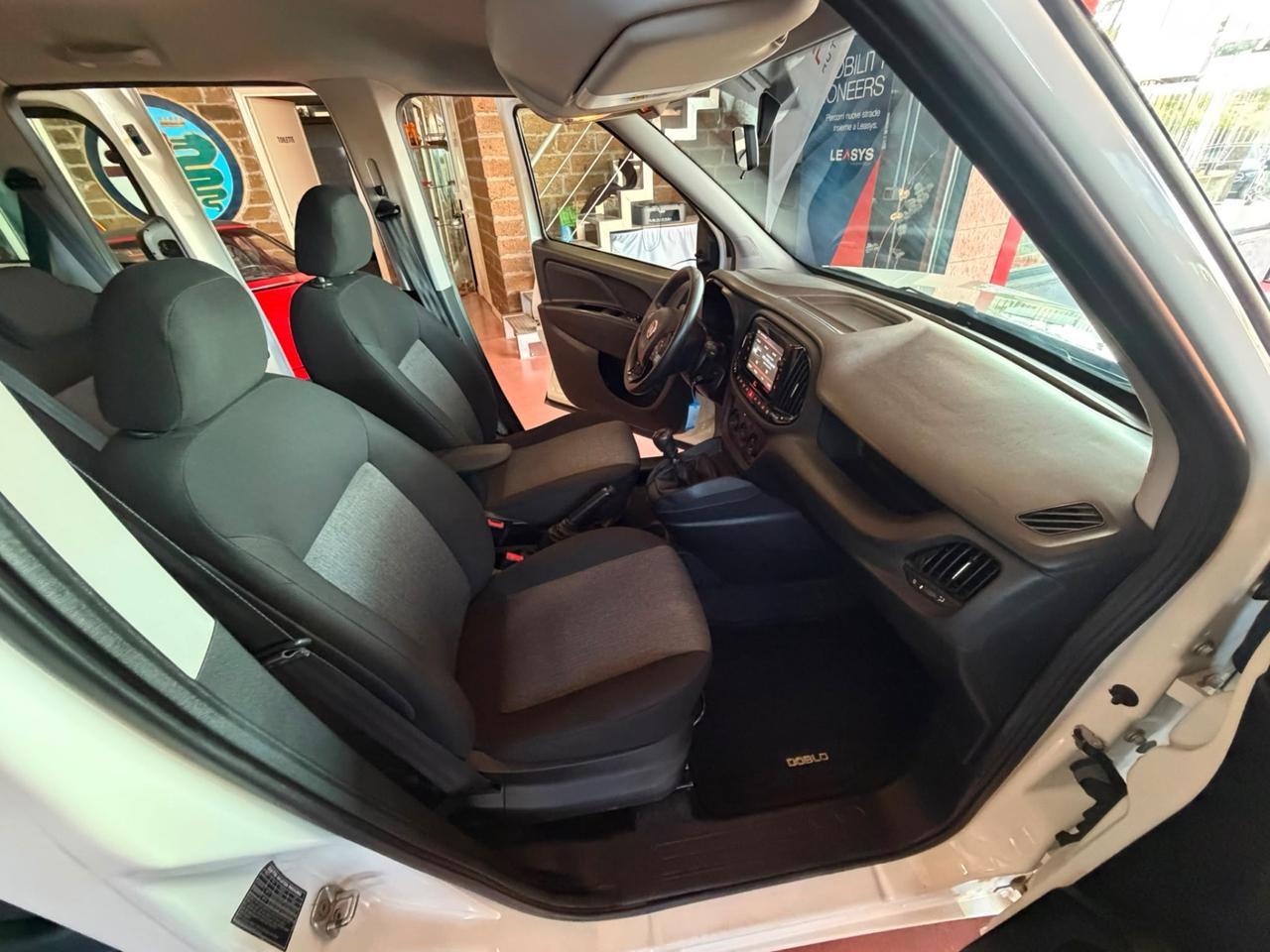 FIAT DOBLO' 1.6 MJT 90 CV SeS PC COMBI NI LOUNGE