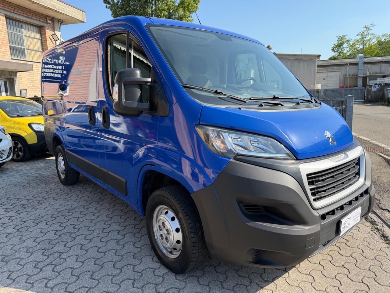 Peugeot Boxer 330 BlueHDi 140 S&S PC-TN