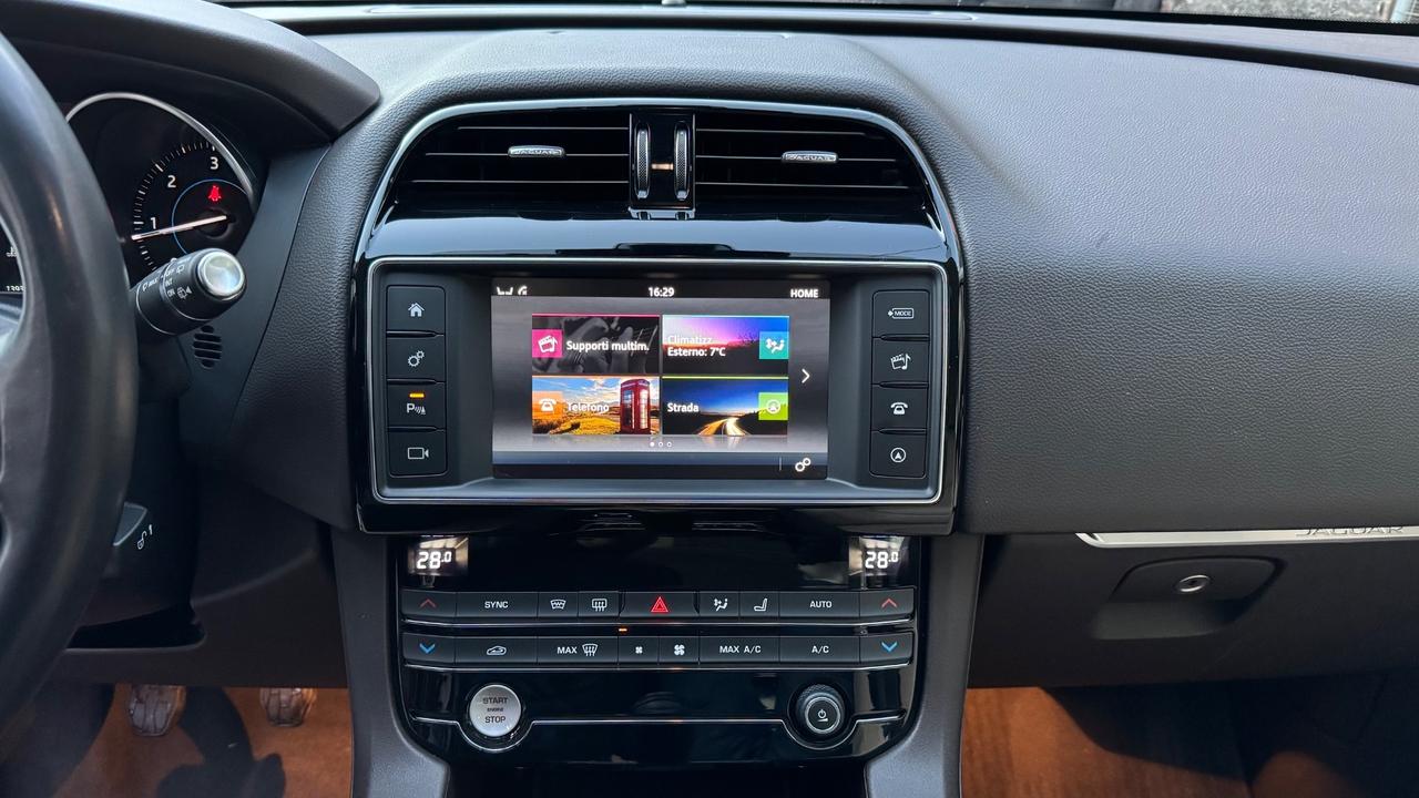 Jaguar F-Pace 2.0 D 163 CV Prestige