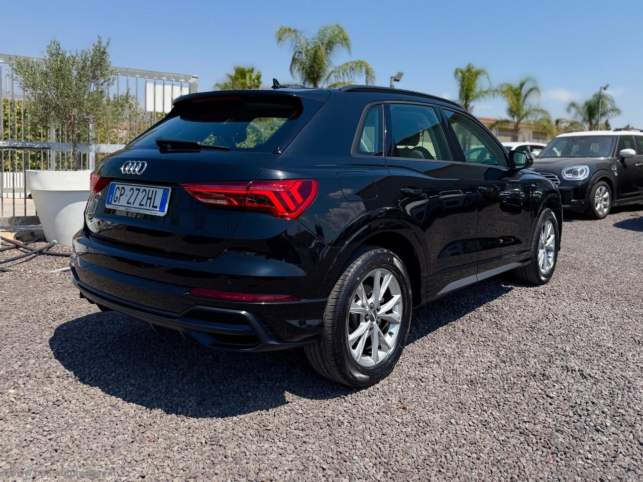 AUDI Q3 2.0TDI 150 S-tronic S-LINE NAVI FULL LED PELLE AUTOMATICA