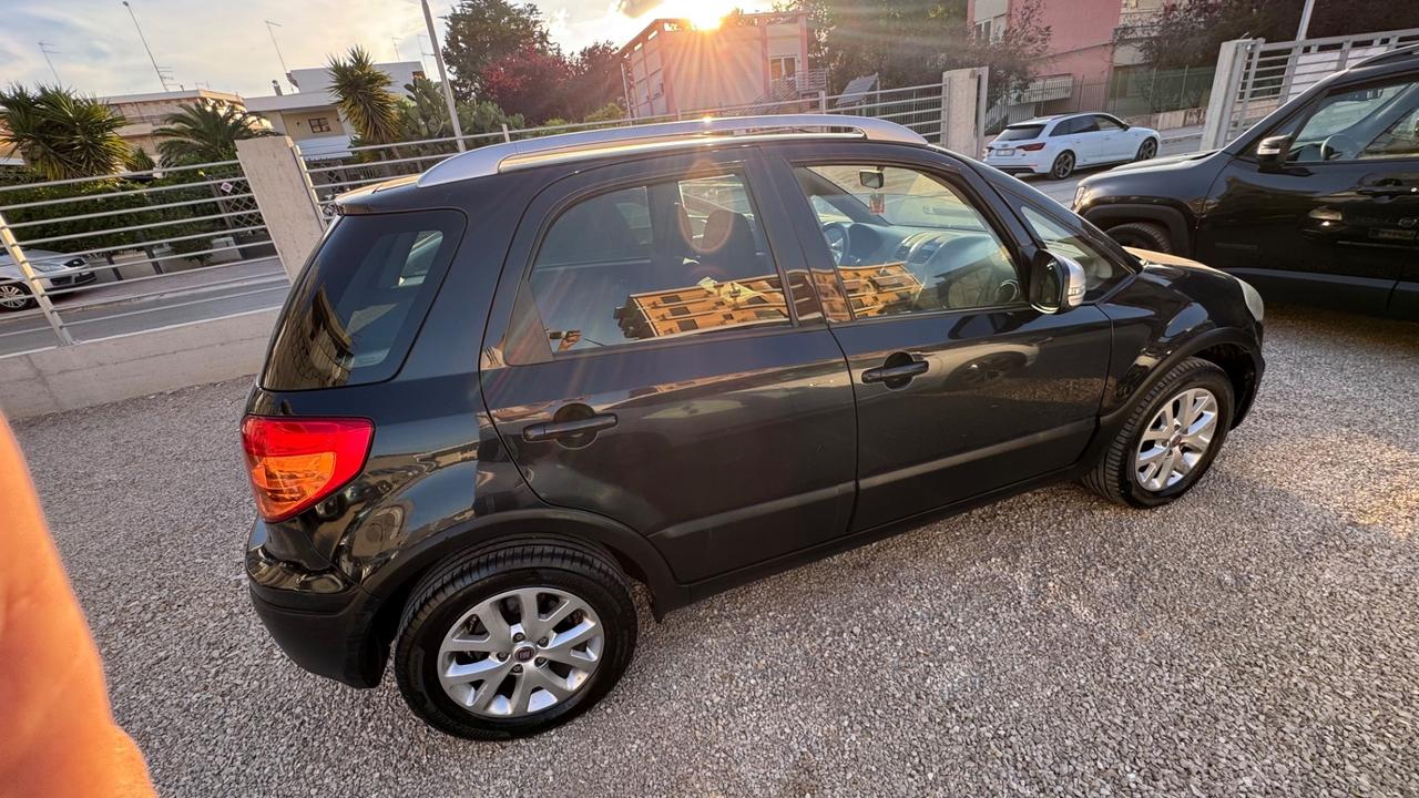 Fiat Sedici 2.0 MJT 16V DPF 4x4 Emotion-2013