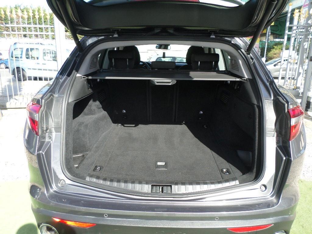 Alfa Romeo Stelvio 2.2 Turbodiesel 160 CV AT8 RWD Business