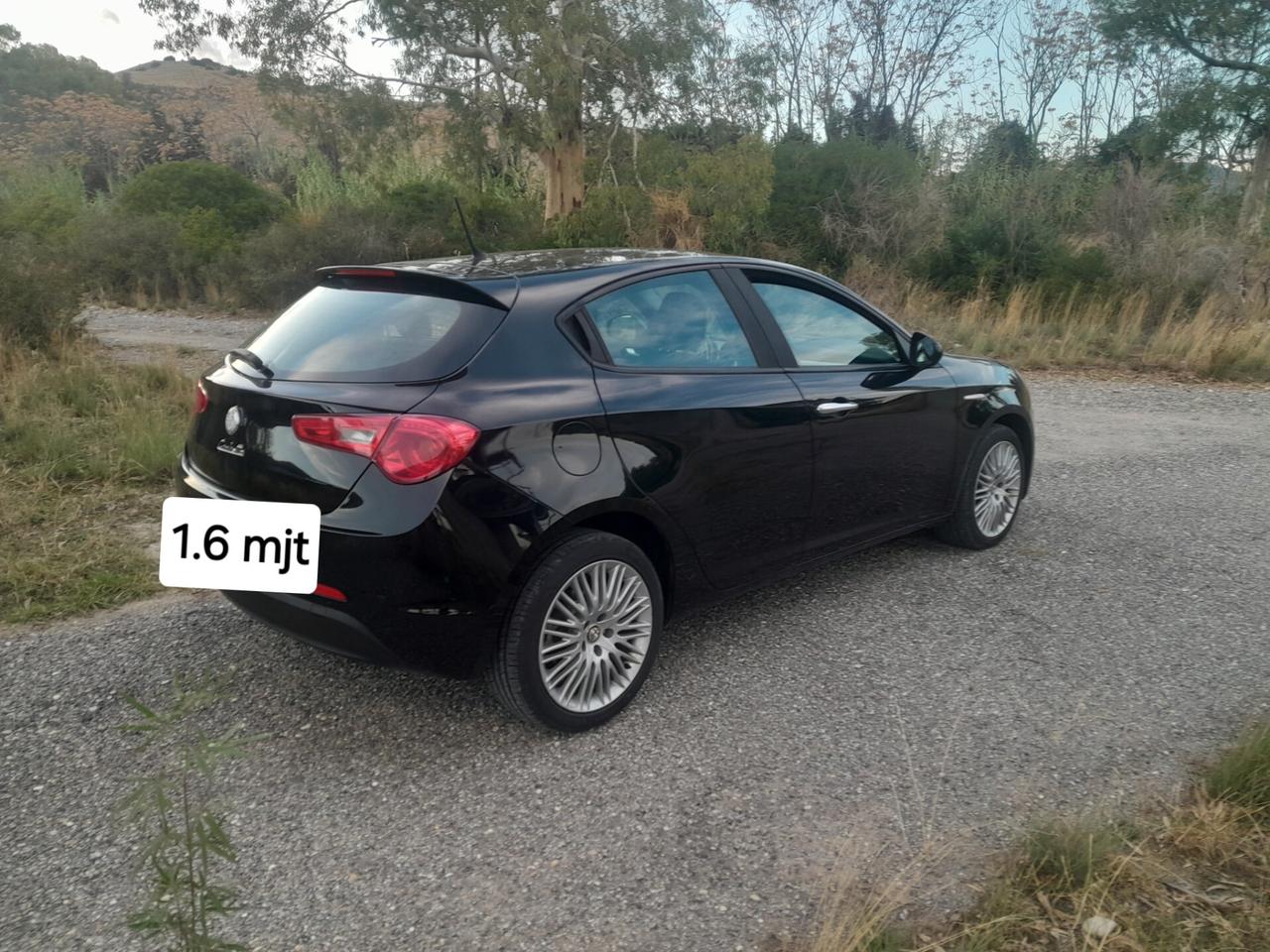 Alfa Romeo Giulietta 1.6 JTDm-2 105 CV Distinctive