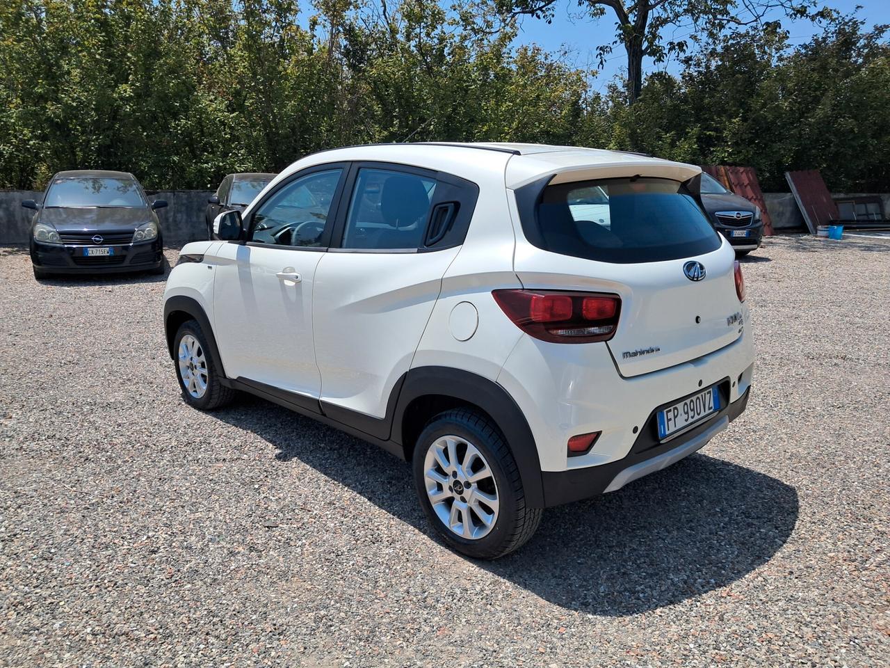 Mahindra KUV100 1.2 Solo 100.000km