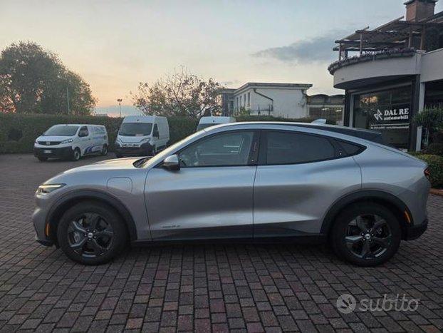 FORD Mustang Mach-E Standard Range 269 CV