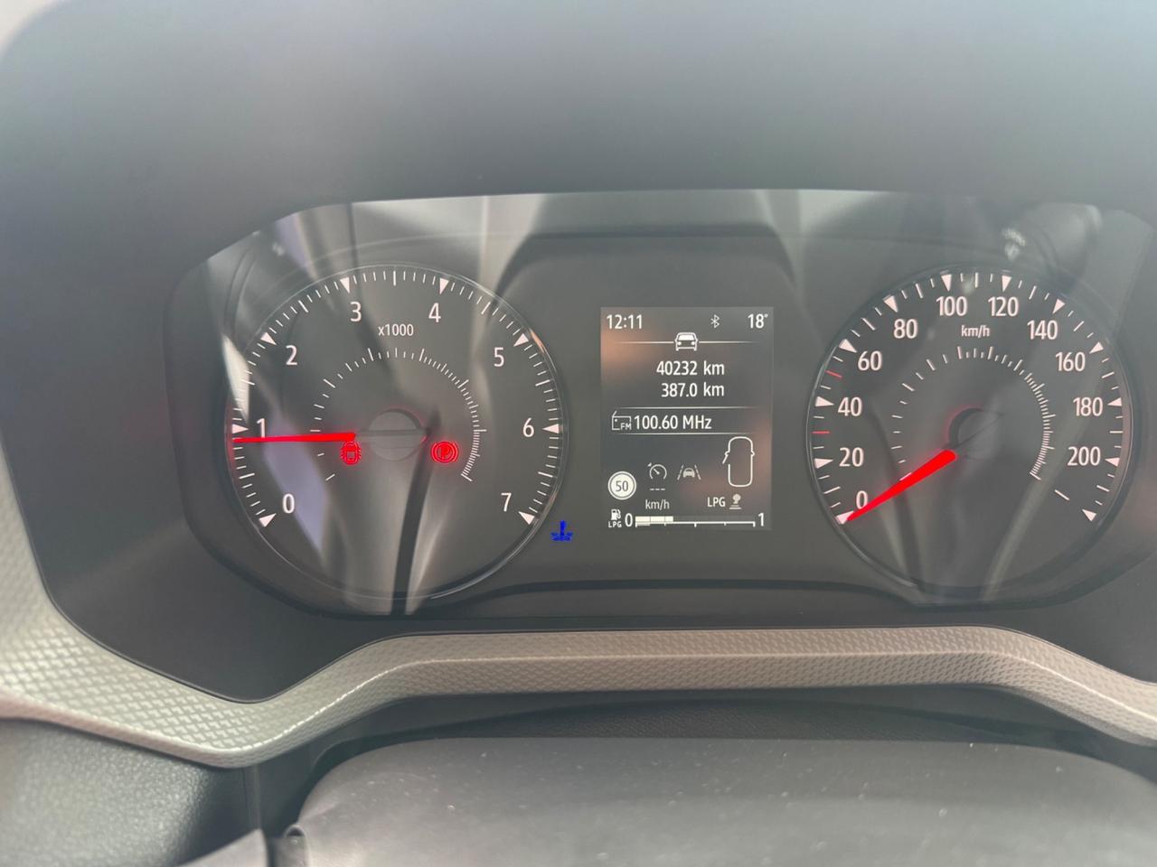 Dacia Duster Eco-G 100 CV Essential