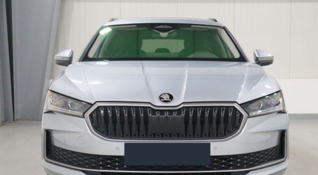 SKODA Superb 2.0 TDI DSG Wagon Style