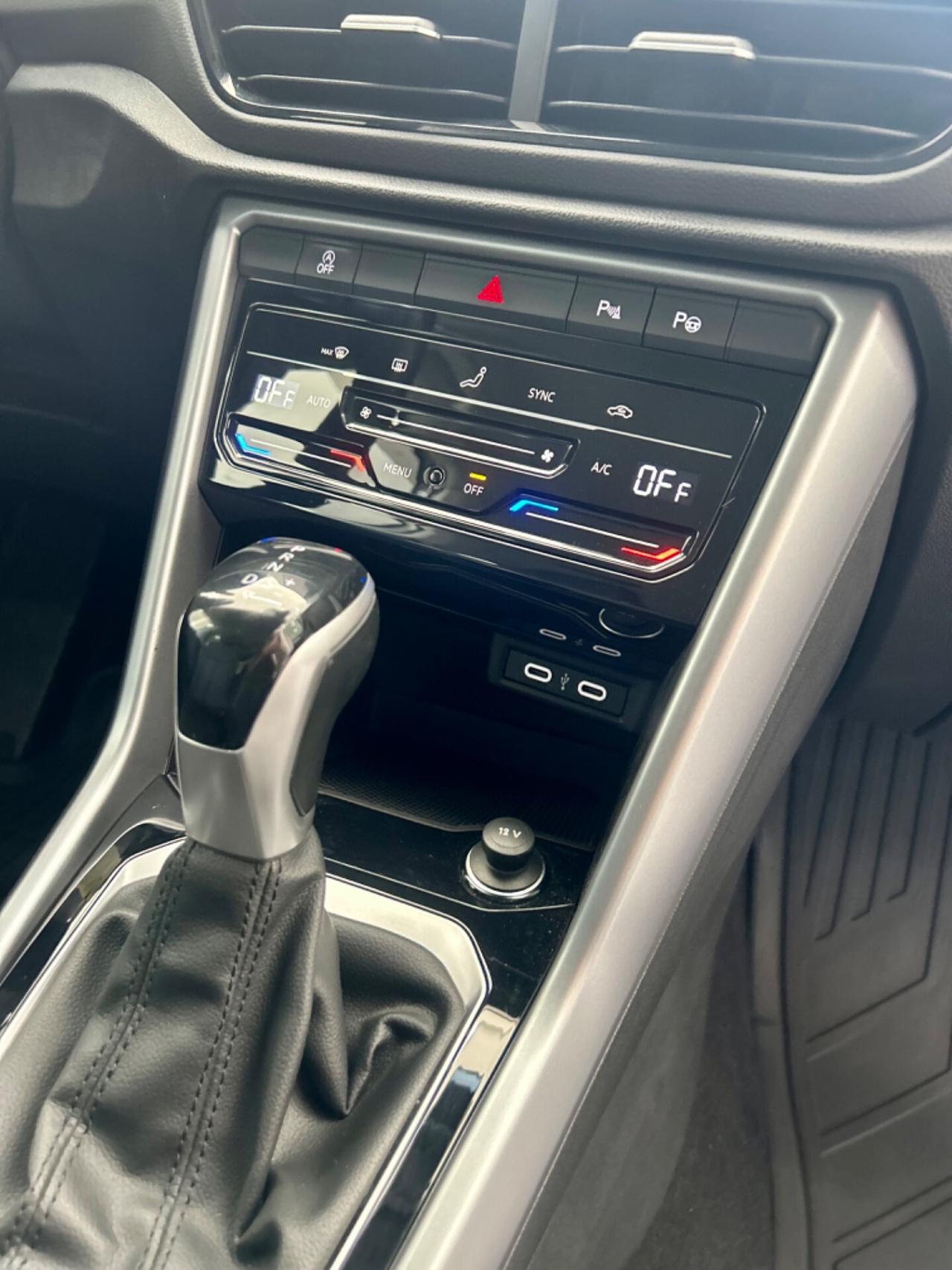 VW T-Roc 2.0 TDI SCR 150 CV DSG Style FINANZIABILE