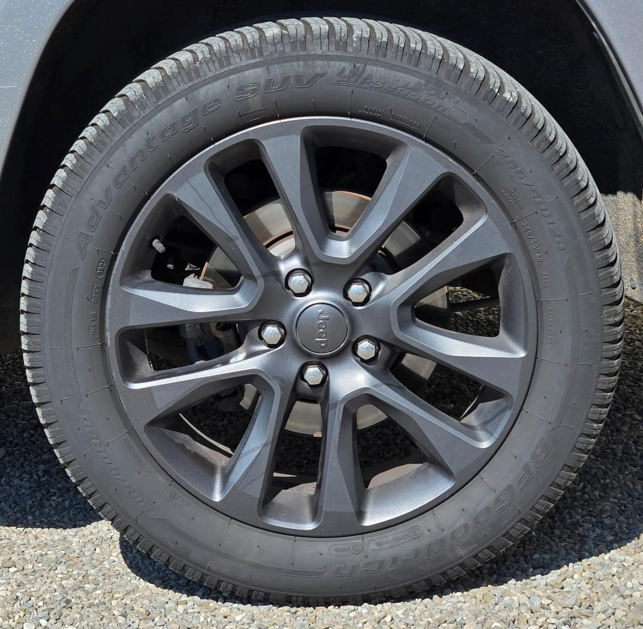 Jeep Grand Cherokee 3.0 V6 CRD 250 Multijet II S Model full