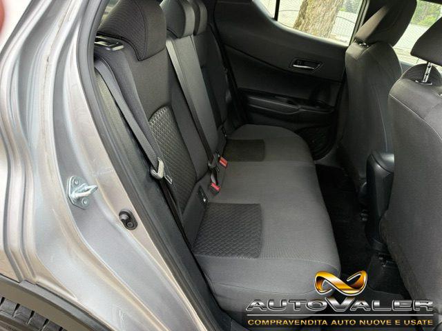 TOYOTA C-HR 1.8 Hybrid E-CVT Active Led