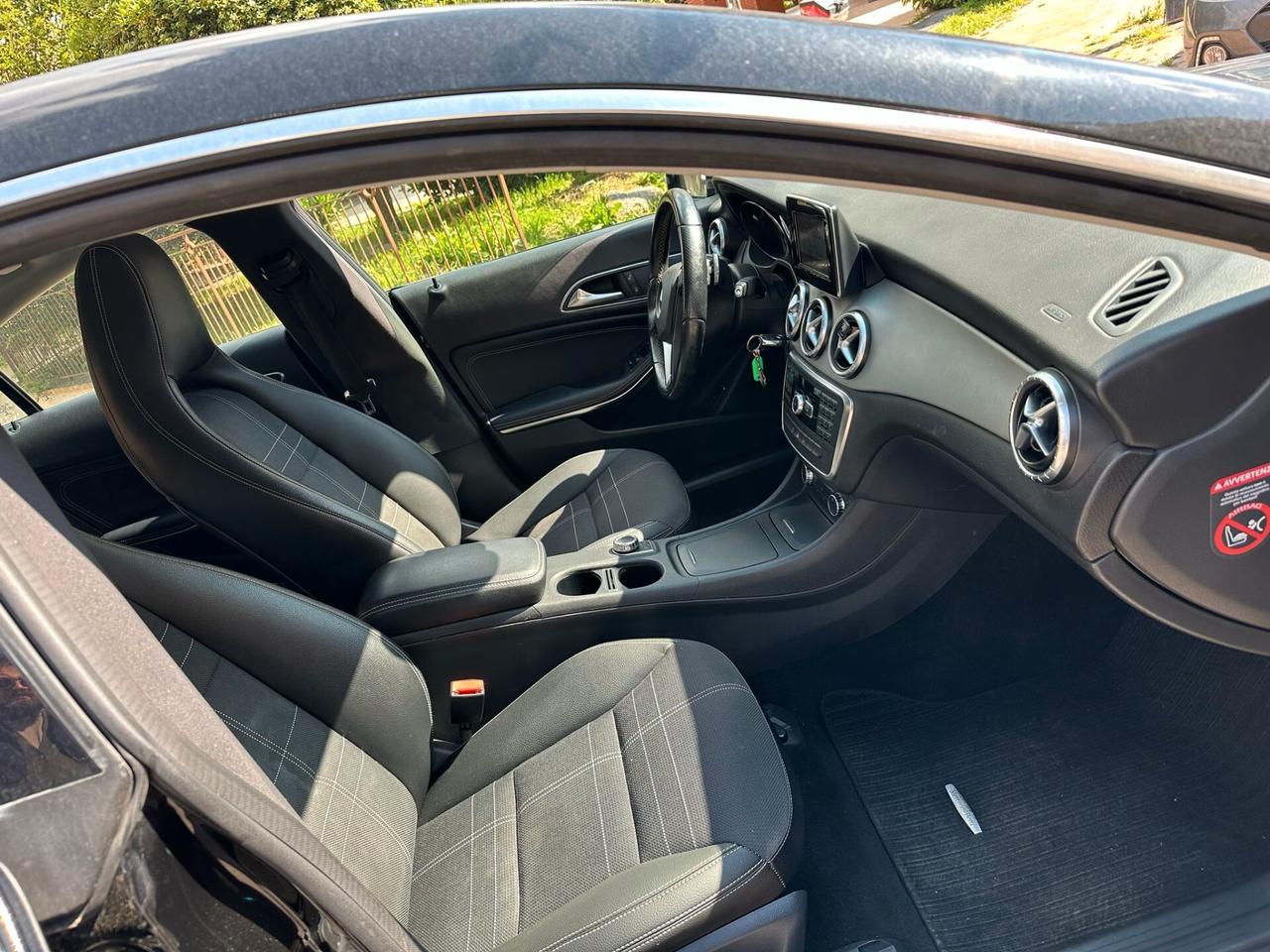 Mercedes-benz CLA 220 CLA 220 CDI Automatic Sport