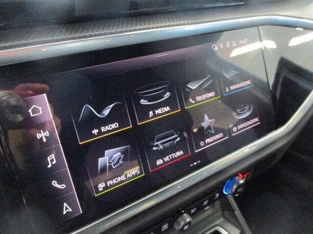 Audi Q3 SPB 35 TDI S tronic Identity Black