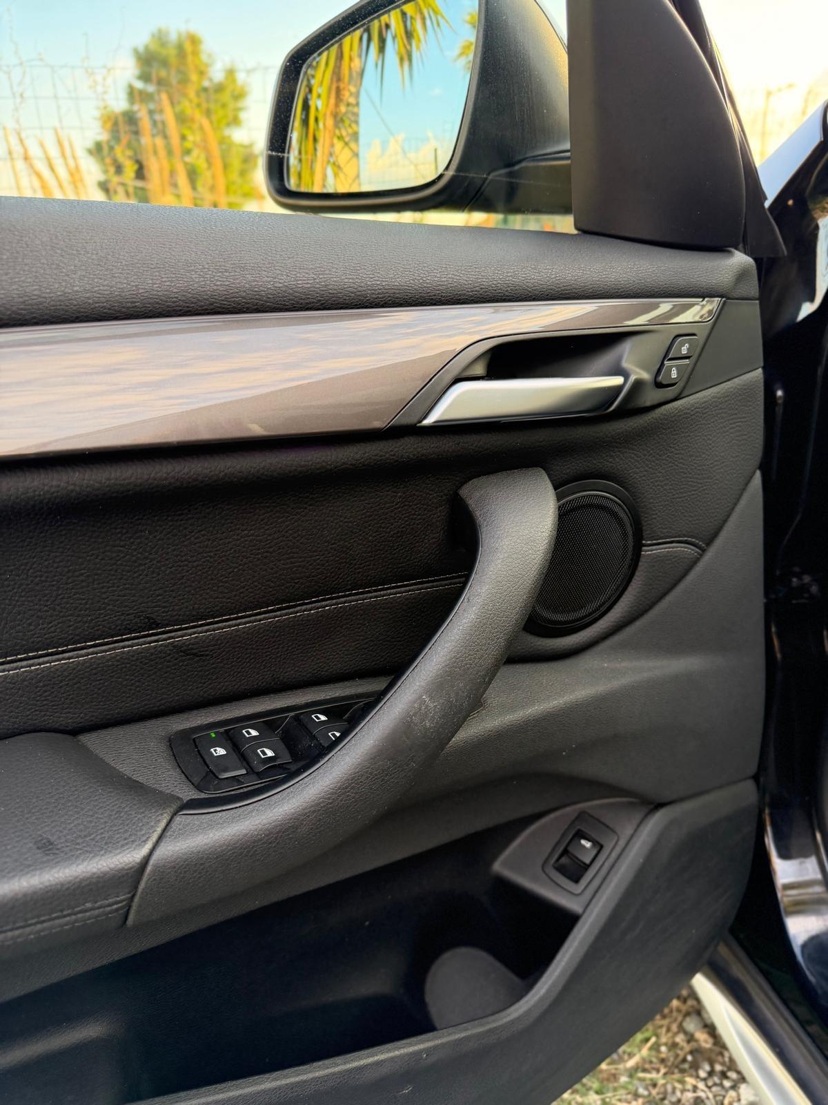 Bmw X1 sDrive18d xLine tetto apribile