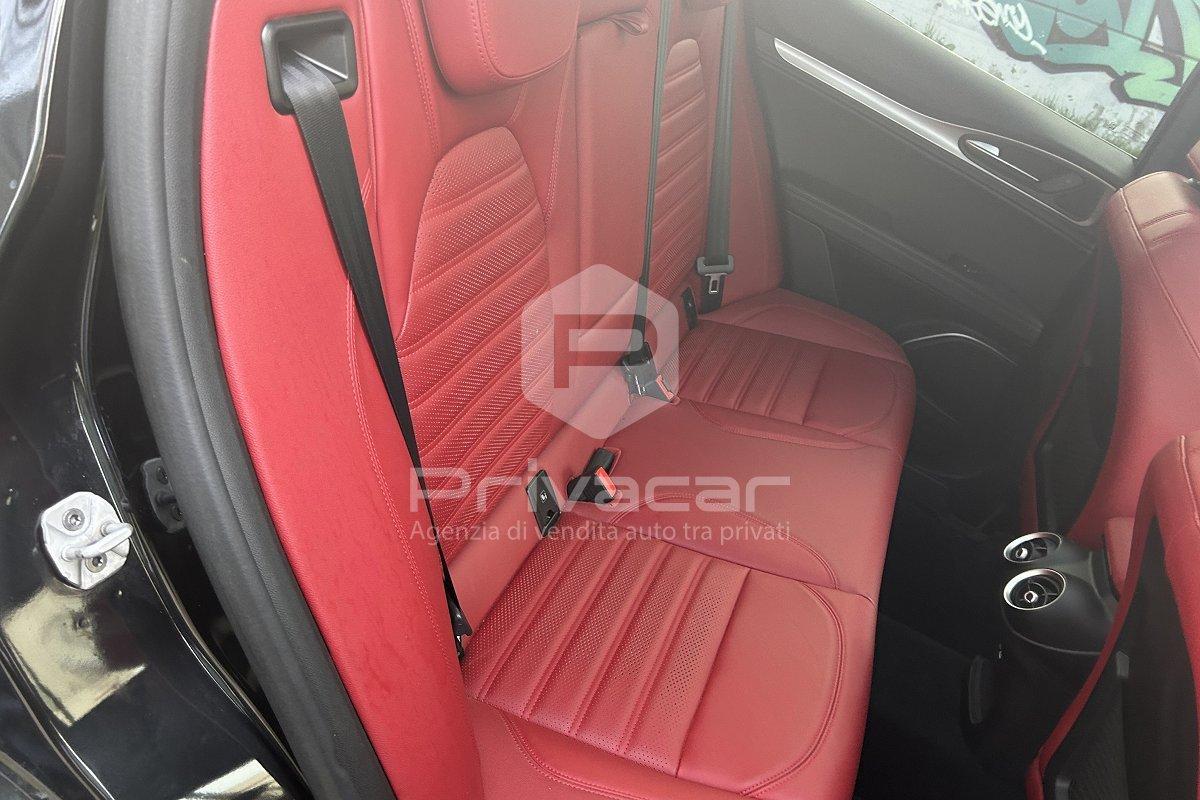 ALFA ROMEO Stelvio 2.0 Turbo 280 CV AT8 Q4 Veloce