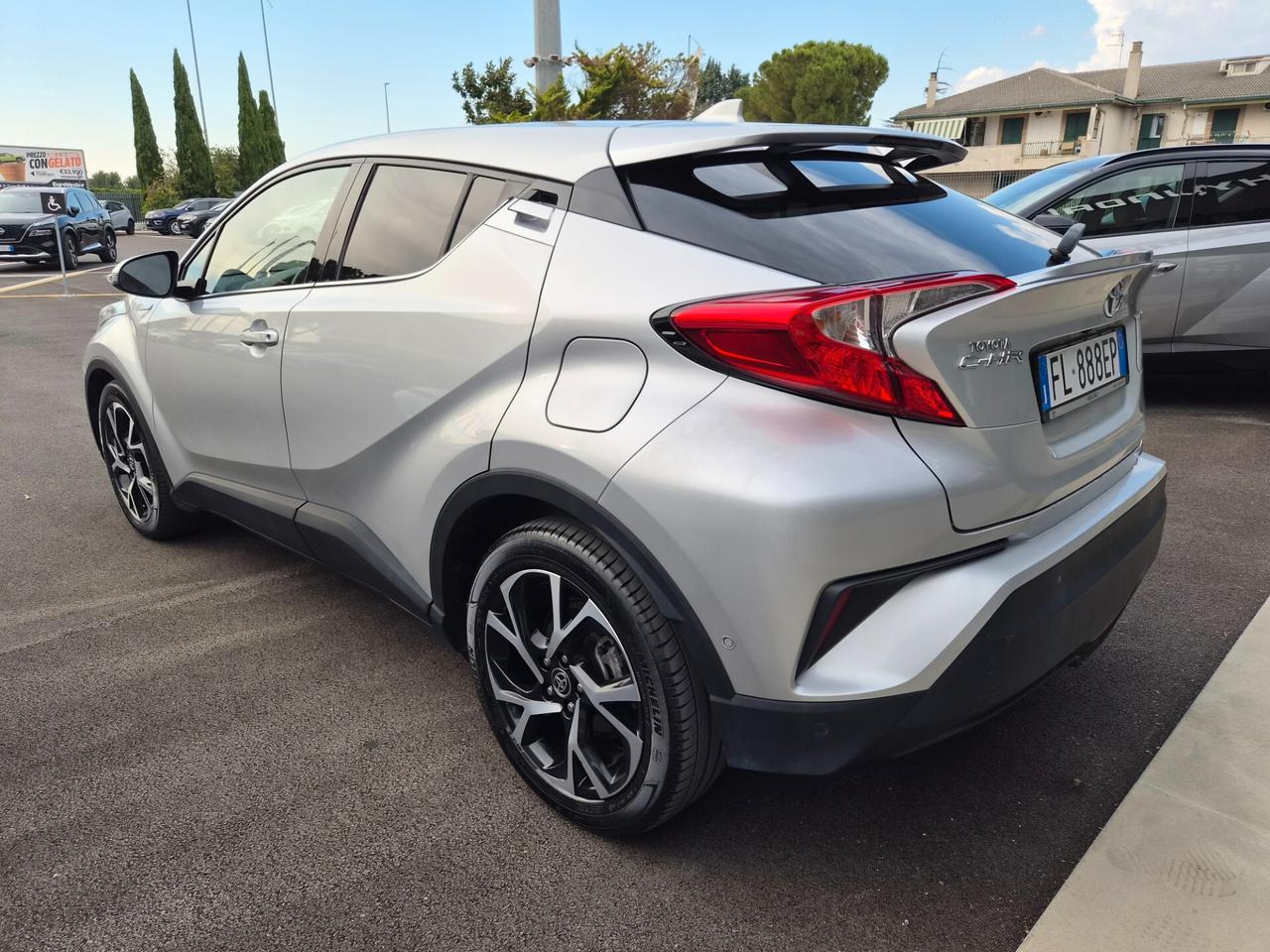 Toyota C-HR 1.8 Hybrid E-CVT Lounge