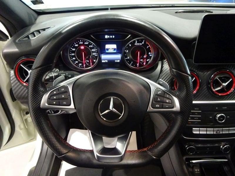 Mercedes-Benz Classe A 45 AMG 4matic 381cv auto my16