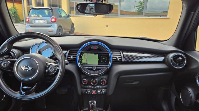 MINI Cooper SD 5 PT AUTOM TETTO PELLE APPLE UNIPRO TAGLIANDI UFF