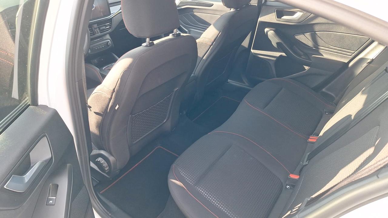 Ford Focus 1.0 EcoBoost Hybrid 125 CV 5p. ST-Line X