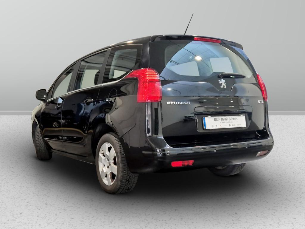 Peugeot 5008 1.6 hdi 8v Active (tecno) 112cv
