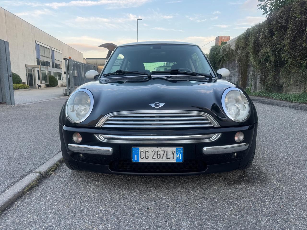 Mini cooper idonea ai neopatentati gomme e frizione nuove