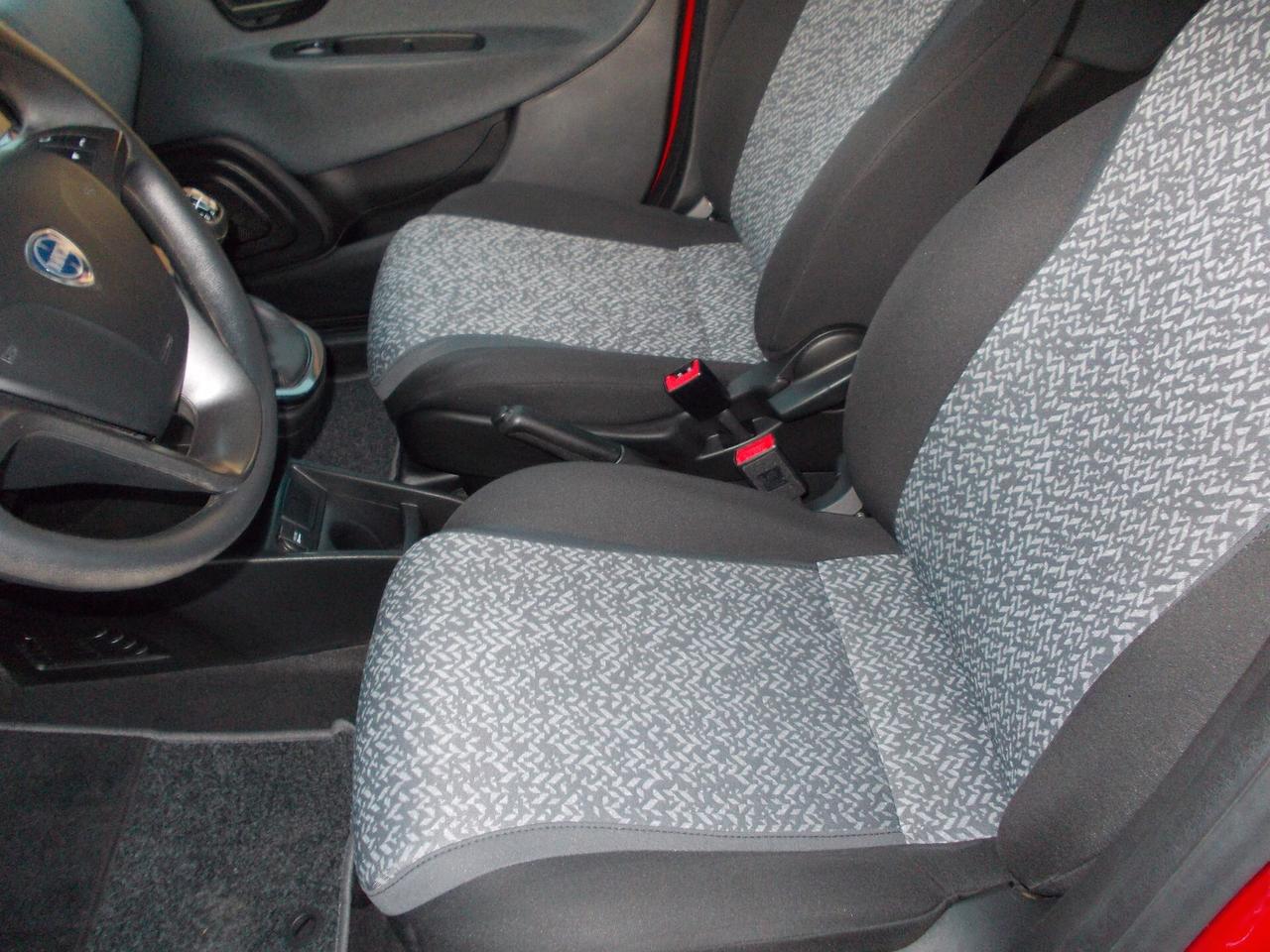 Lancia Ypsilon 1.0 FireFly 5 p Hybrid Ecochic Silver-KM75466