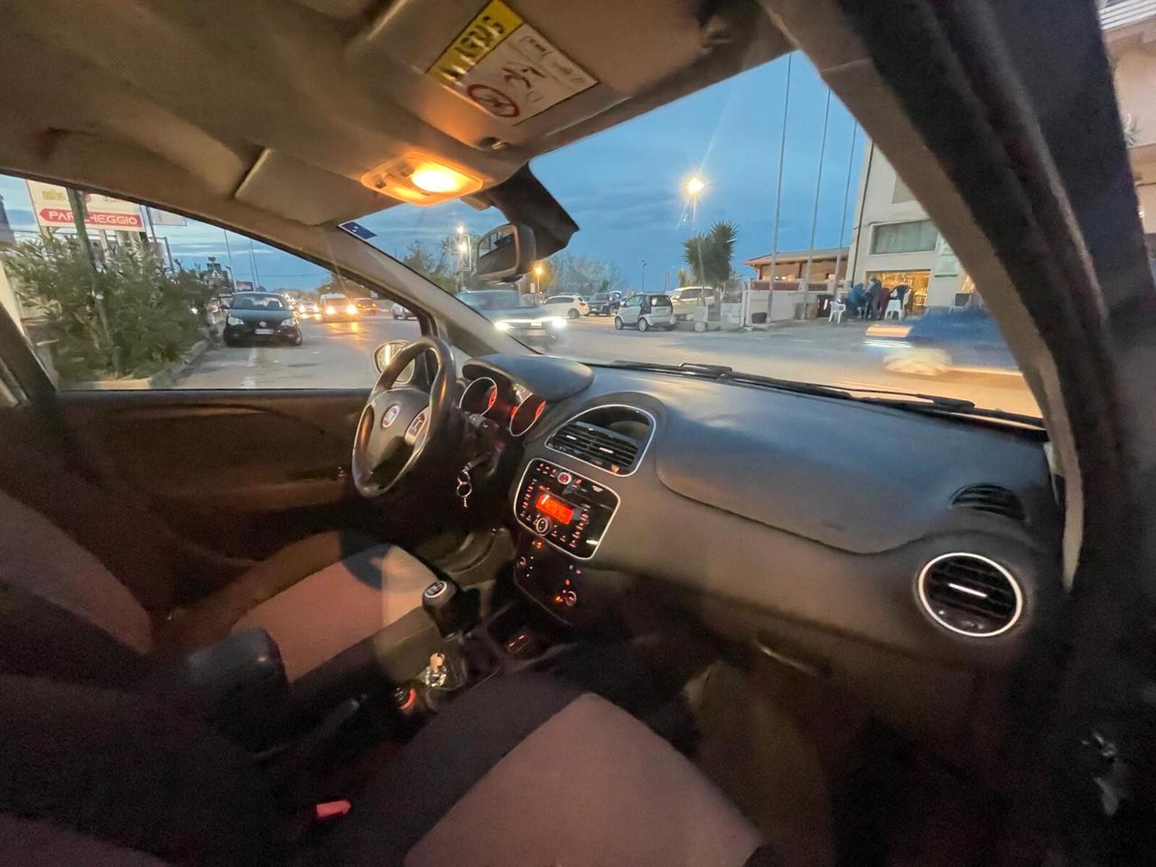 Fiat Punto 1.3 MJT II S&S 95 CV 5 porte Street