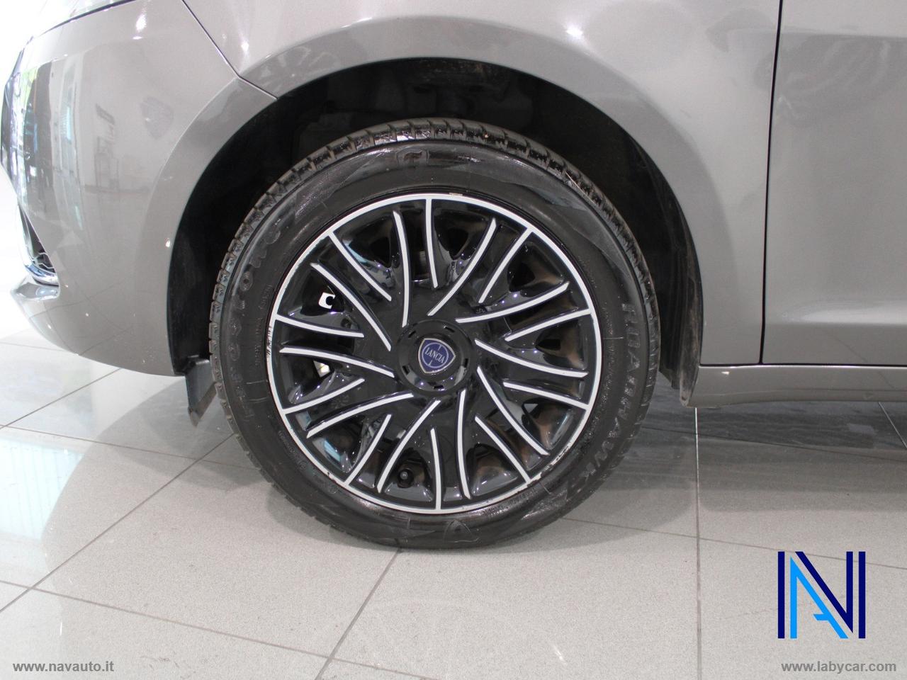 LANCIA Ypsilon 1.0 FireFly 5p.S&S Hybryd Gold