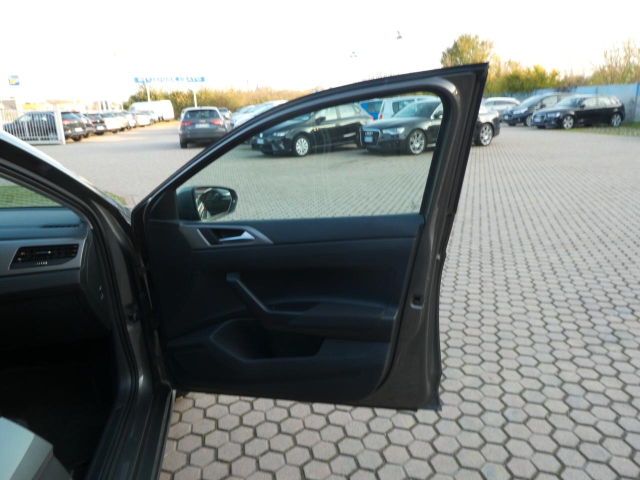 Volkswagen Polo 1.6 TDI 95 CV DSG OK NEOPATENTATI