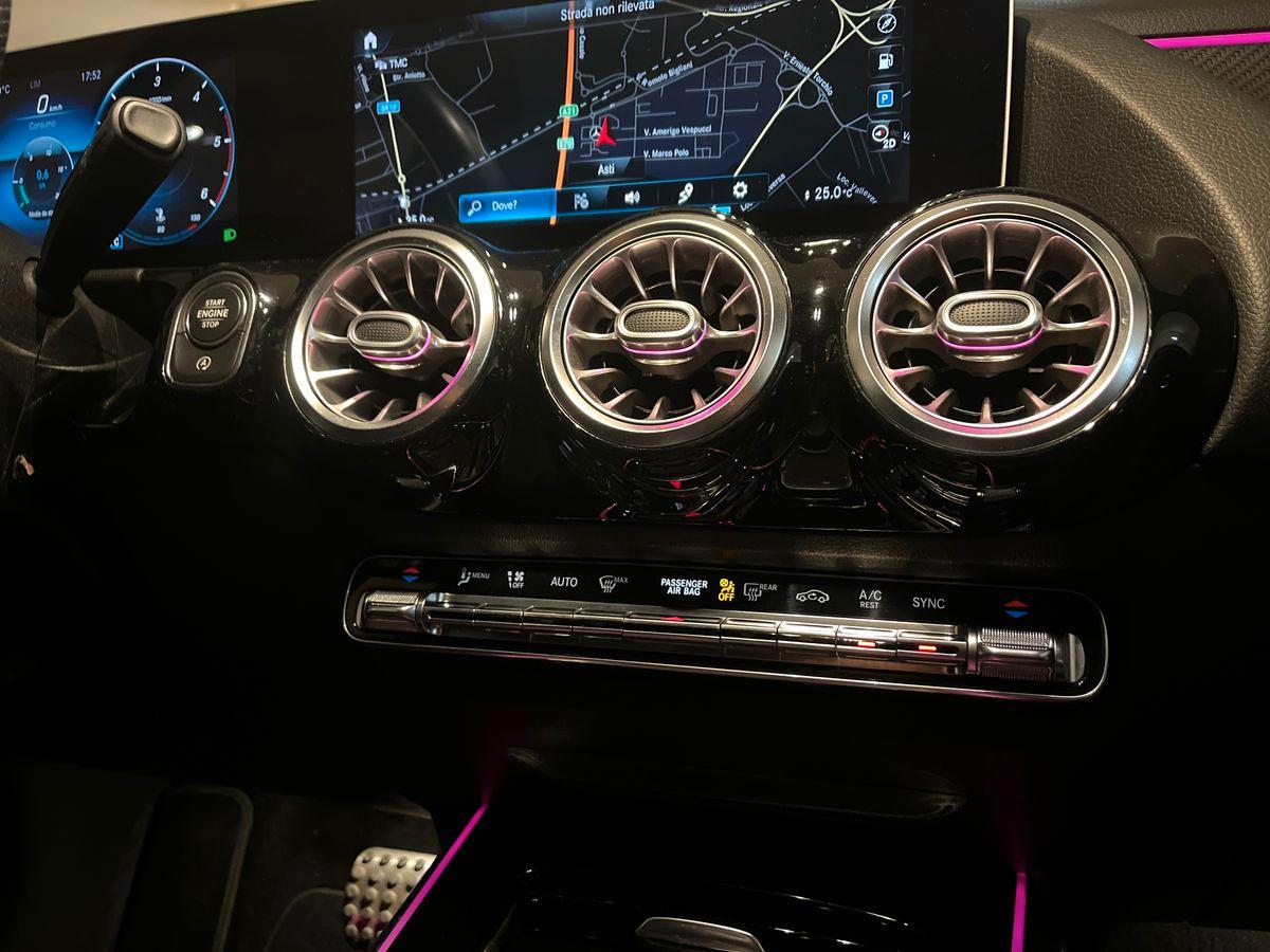 Mercedes-Benz GLA 200 d Premium auto