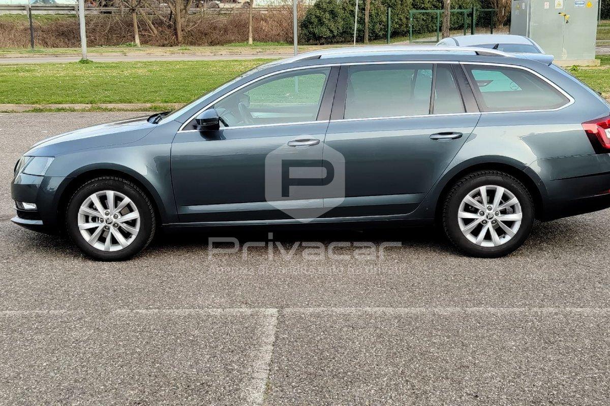 SKODA Octavia 1.5 DSG Wagon Executive G-Tec