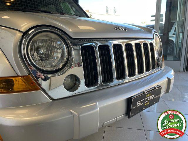 JEEP Cherokee 2.8 CRD Autom. Limited *GANCIO TRAINO