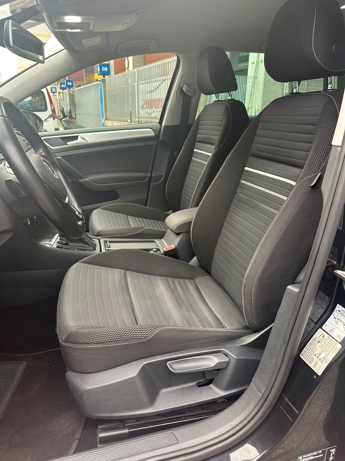Volkswagen Golf Business 1.6 TDI 5p. 110 CV NAVIGATORE CAR PLAY SEDILI RISCALDATI PARK PILOT ANT E POST
