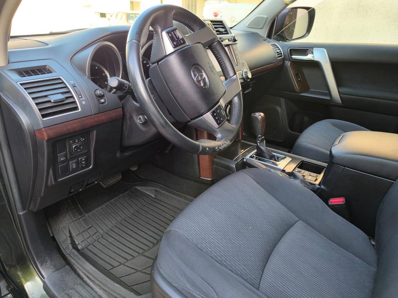 Toyota Land Cruiser 2.8 D4-D A/T 5 porte Lounge+