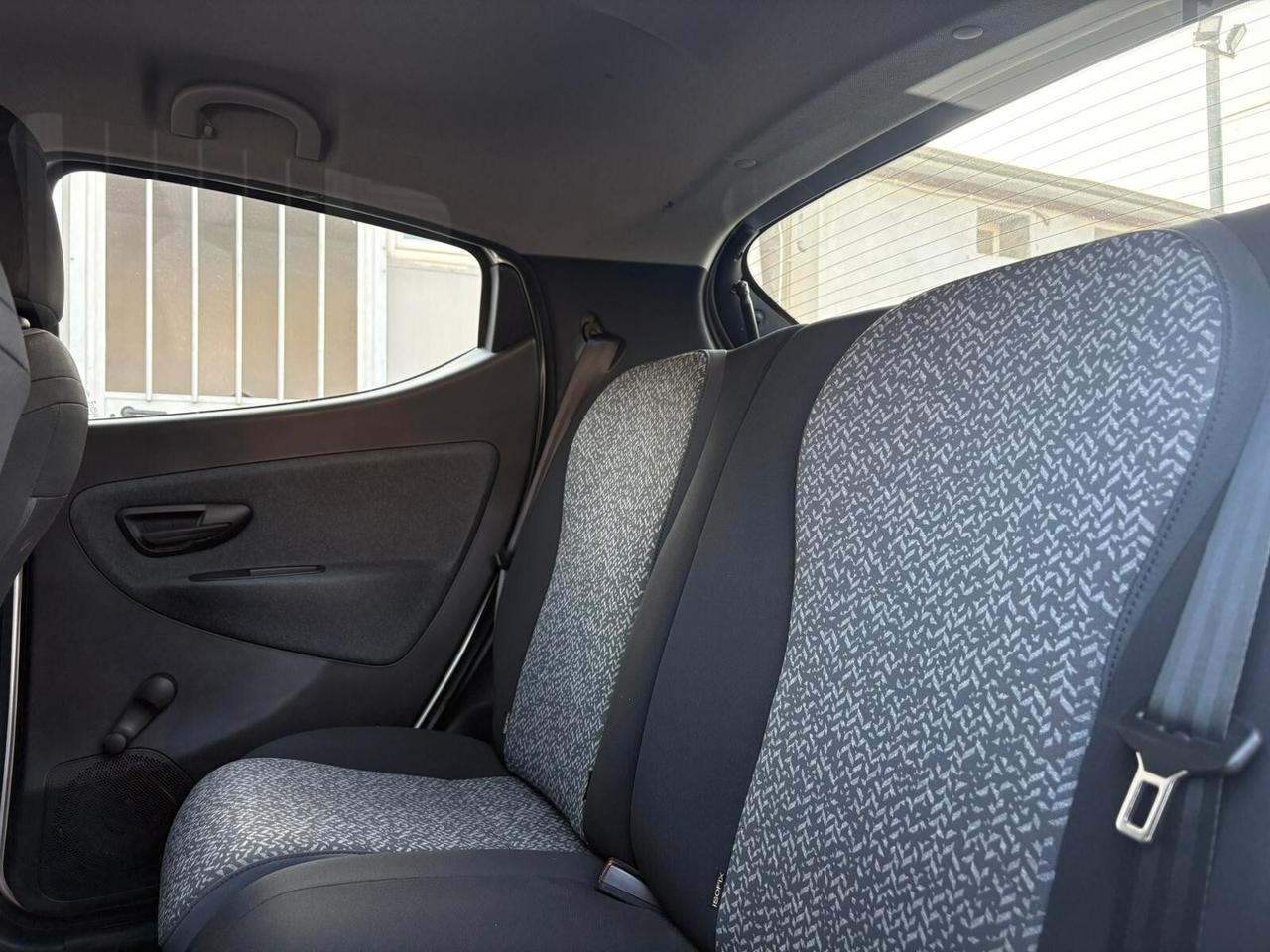 Lancia Ypsilon 0.9 TwinAir 5 porte Metano Ecochic Gold