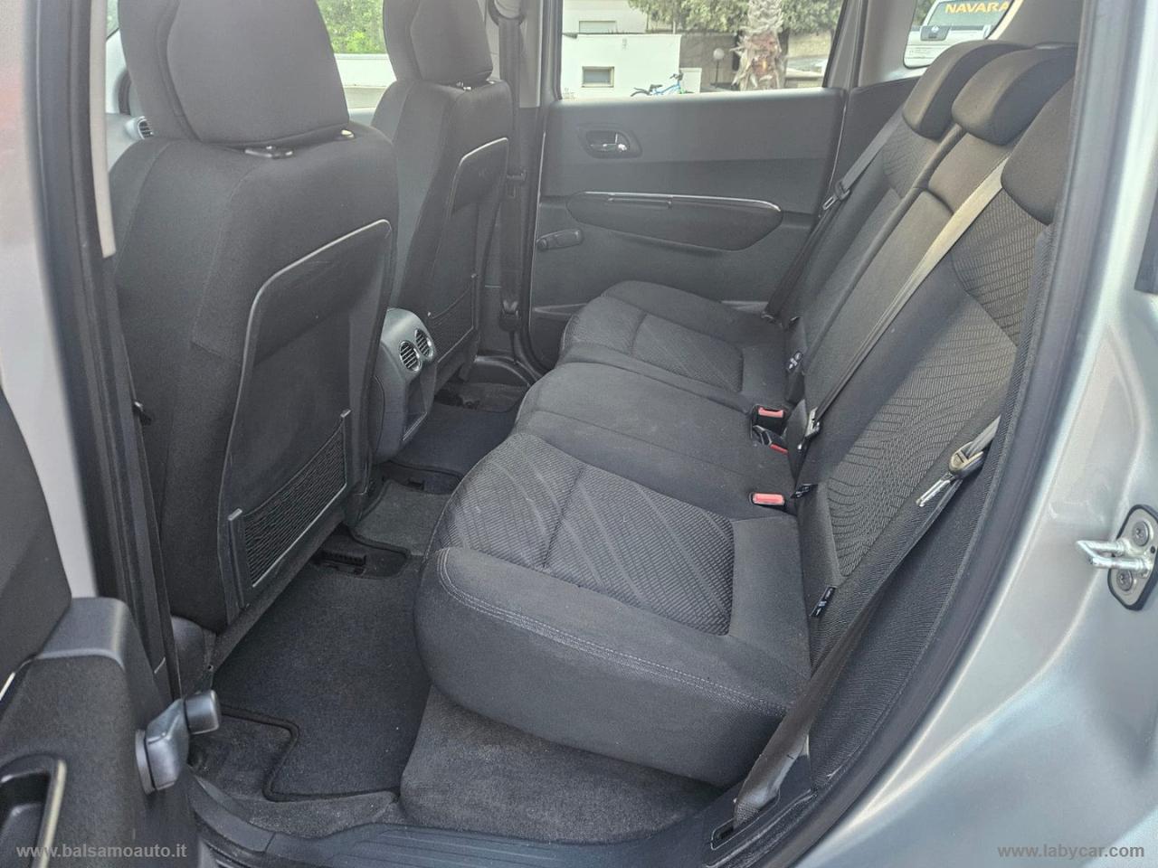 PEUGEOT 3008 1.6 HDi 110 CV Tecno